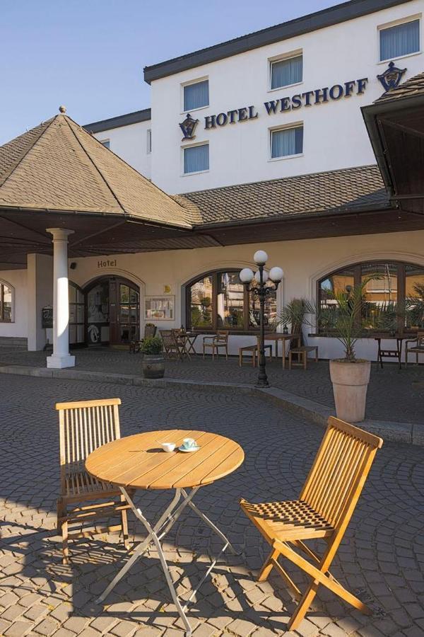 Hotel & Restaurant Westhoff Schloß Holte-Stukenbrock Dış mekan fotoğraf